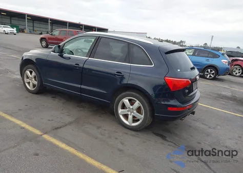 2010 Audi Q5 3.2 Premium z USA, uszkodzony, nr VIN WA1VKAFP8AA036681